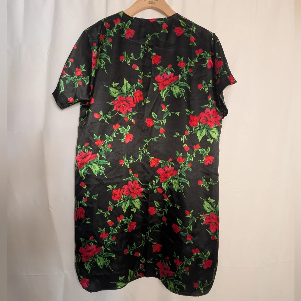 Vintage 90s Vanity Fair Floral Black and Red Nightgown/Slip - Picture 4 of 5